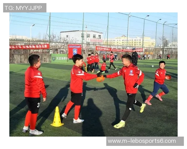 北京足球学校培养未来之星助力中国足球腾飞的梦想与实践